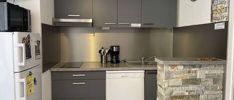 微波炉、炉灶、洗碗机、茶具/咖啡用具