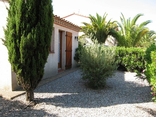 Charmante Villa 3P Climatisée avec Jardin, Terrasse et Piscine à 500m de la Plage !