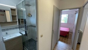 1 室のベッドルーム