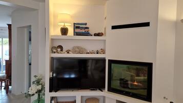 TV