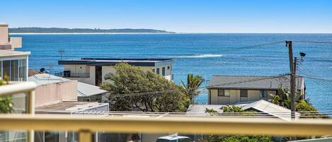 Vue depuis lâhĂ©bergement