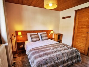 3 bedrooms, free WiFi - Renovated 4* apartment in Les Gets, 6 pax, parking included (Les Gets)