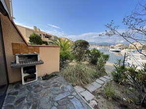 Terrace/patio - Calm 2BR with terrace, AC and parking near beach (Saint-Cyprien)