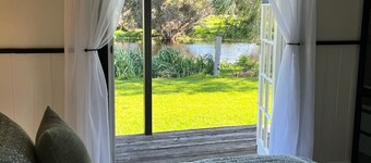 Secluded rural retreat in Southwest WA, 5-minute drive to the beach.