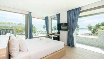 Suite, baignoire | Articles gratuits dans le mini-bar, coffres-forts dans les chambres