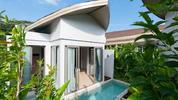 Villa | 1 bedroom, free minibar, in-room safe, blackout curtains