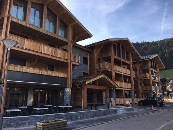 Exterior - Cozy central apartment, 1 en suite bedroom, balcony, near amenities (Les Gets)