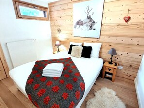 2 Schlafzimmer, Bügeleisen/Bügelbrett, Reisekinderbett, kostenloses WLAN