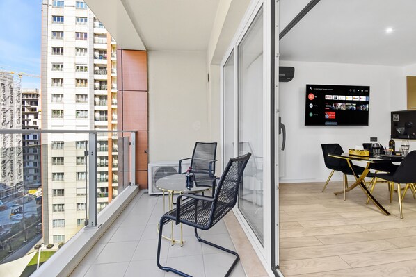 Deluxe Apartment | Terrace/patio