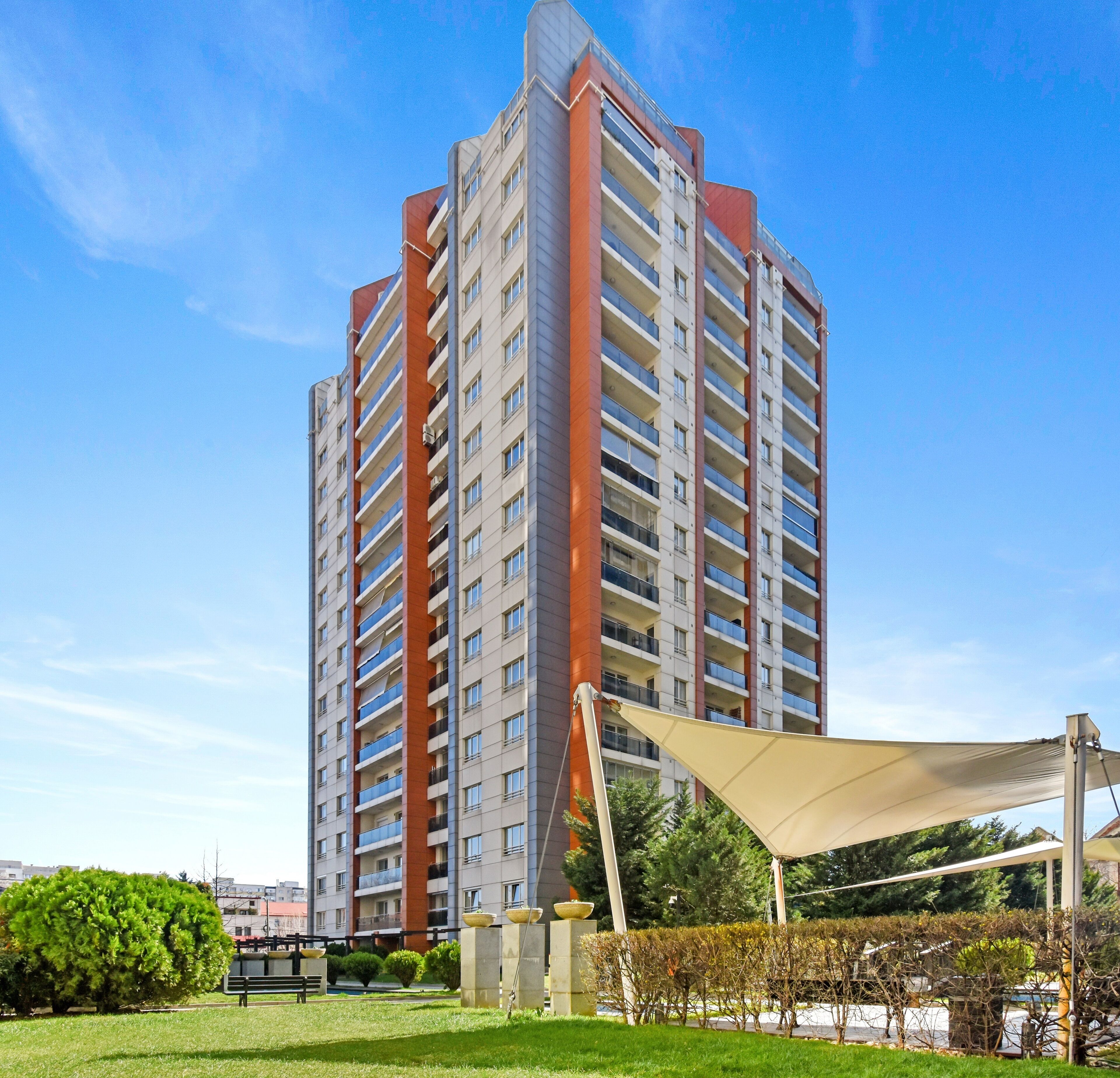 واجهة المنشأة