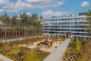 Exterior - Modern Apartment close to the Sea | Balcony and Air Conditioning (Rogowo)