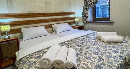 East House Hotel