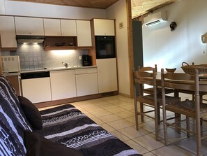 Interior - 5-person apartment (Soultzmatt)