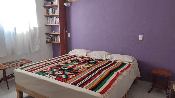 1 soverom, strykejern/-brett, wi-fi (inkludert) og sengetøy