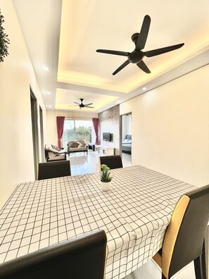 3 Schlafzimmer, WLAN