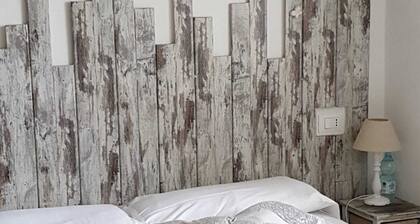 THE SEA OF ROME STANDARD "WHITE"