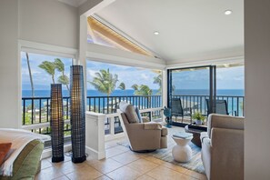 TV - Quam Properties: Kapalua Bay Villa 16B3 – Oceanfront Sunsets & Sea Breezes (Lahaina)