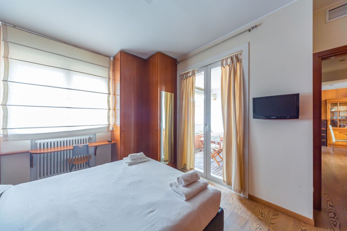 1 bedroom, iron/ironing board, Internet, bed sheets