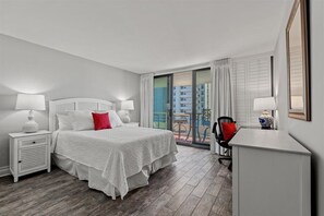 2 bedrooms, desk, free WiFi, bed sheets - **New** - Spring/Summer Book Now! Oceanfront, What a View!! (Myrtle Beach)
