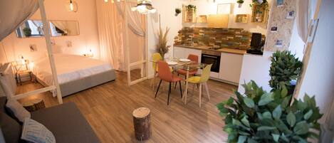 1 slaapkamer, een strijkplank/strijkijzer, gratis wifi, beddengoed