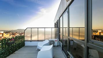 Apartment | Terrace/patio