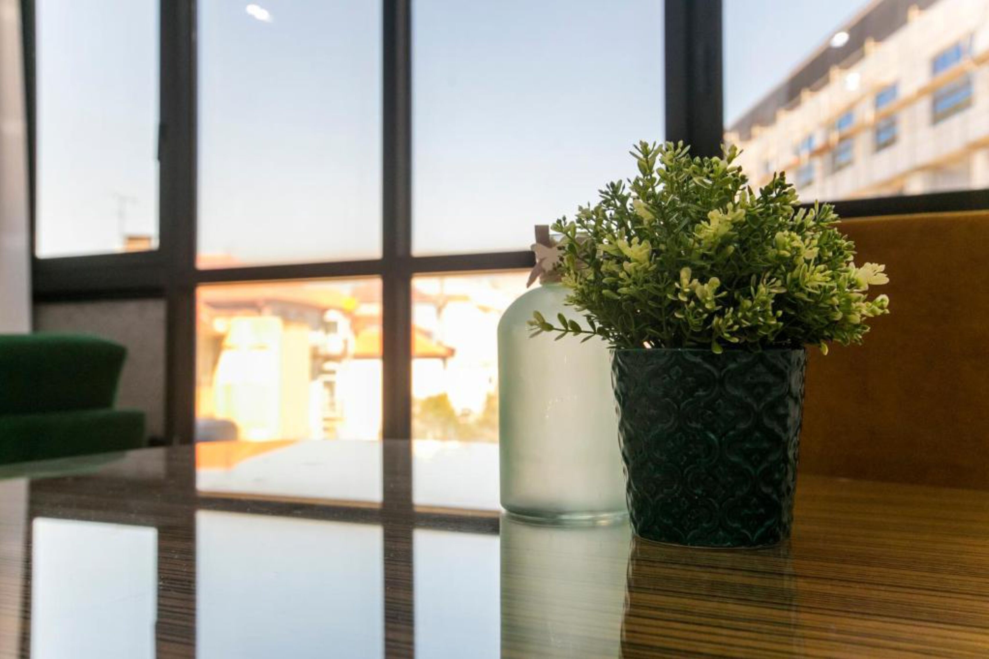 Studio | Dapur pribadi | Lemari es kecil, microwave, kompor, dan mesin pembuat kopi/teh