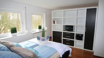 1 Schlafzimmer, Bügeleisen/Bügelbrett, kostenloses WLAN, Bettwäsche