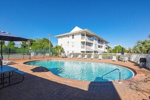 Pool - Newly Renovated - Community Pool and Tennis - `Take it Wheezy` (Santa Rosa Beach)
