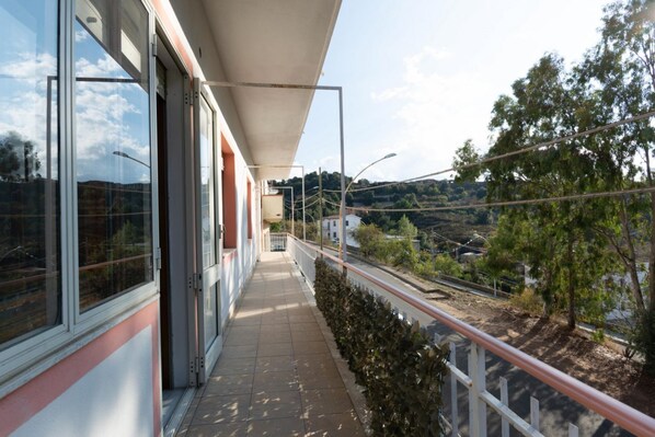 Property grounds - Apartment Melathu with Wi-Fi (Oliena)