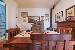 Interior - House Lentischio with veranda (Cala Gonone)