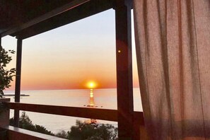 Property grounds - Sunrise Sisters' Home (Cala Gonone)