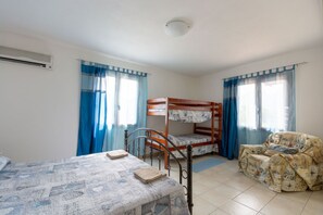 2 bedrooms, iron/ironing board, bed sheets