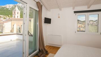 1 chambre, coffres-forts dans les chambres, accès Internet