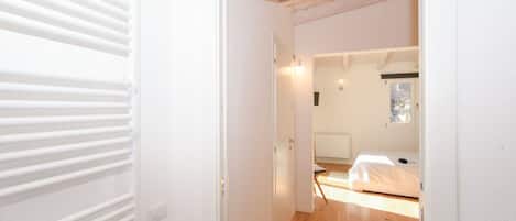 1 chambre, accĂšs Ă Internet, literie fournie