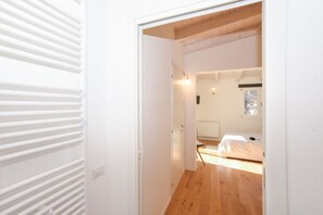 1 soverom, internettilgang og sengetøy