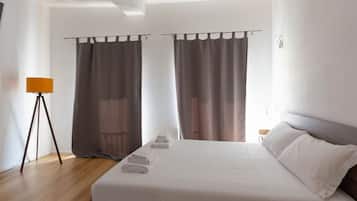 1 bedroom, in-room safe, WiFi, bed sheets