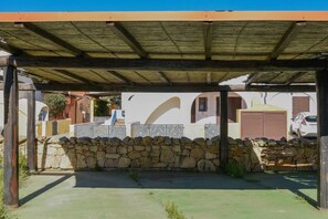 Property grounds - Villa Aurora with A/C (Orosei)