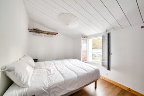 3 sovrum, strykjärn/strykbräda och gratis wi-fi