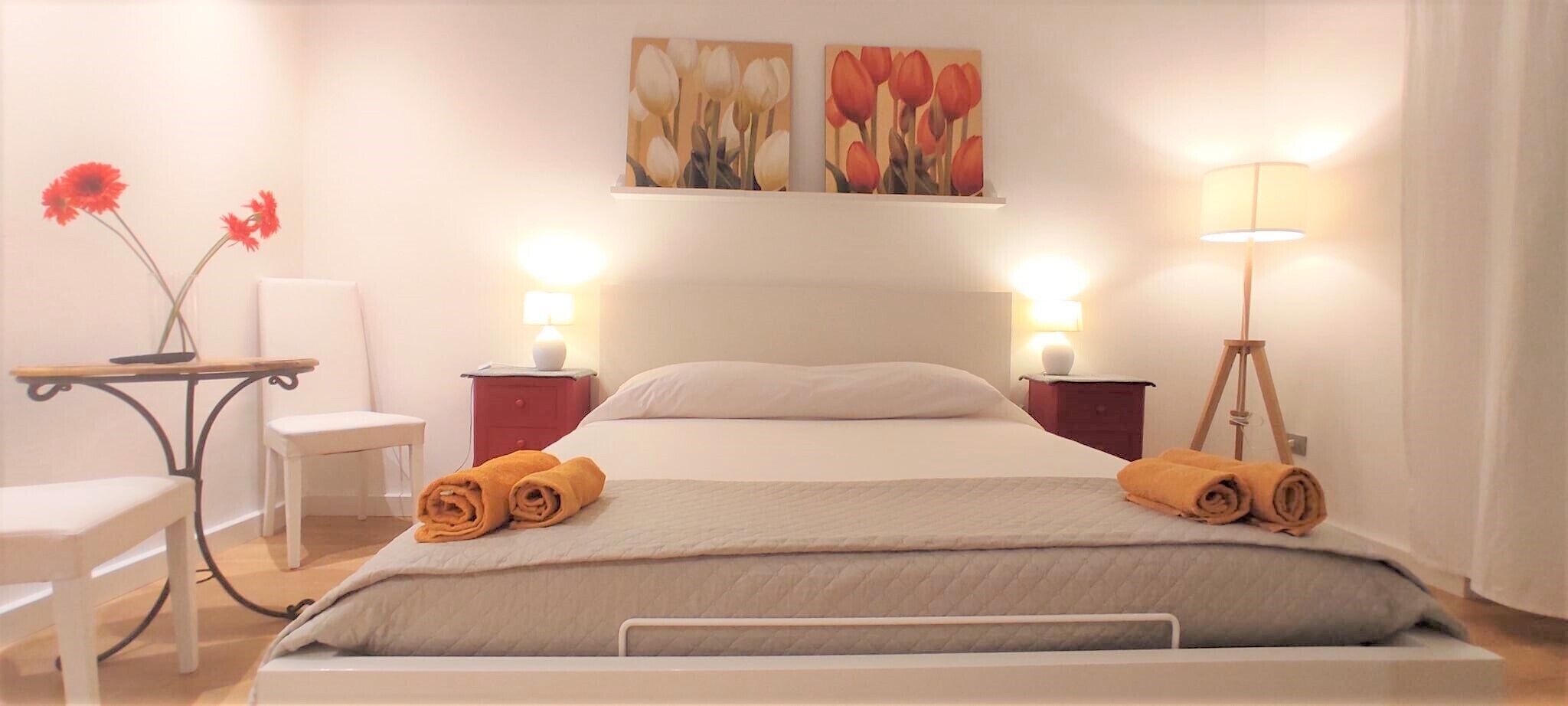 Habitación Confort | Edredones de plumas, colchones con acolchado adicional, minibar