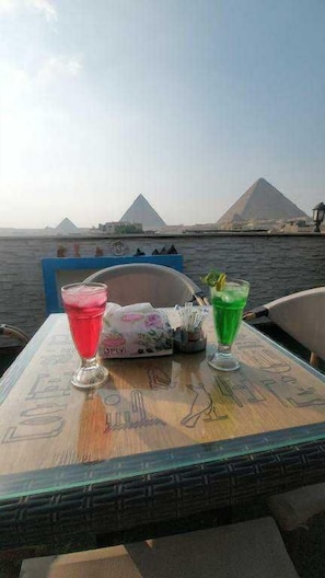Restaurant - Pyramids Holiday Inn (Giza)