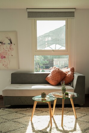 Deluxe Cabin | Free WiFi - Jumooh (Al Awir)