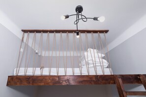 1 bedroom, bed sheets - Strzelecka Apartment Cracow by Renters (Kraków)