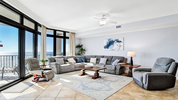 TV - New to Rental Market! Beachfront!Lazy River!Oasis, Formerly Phoenix West II ! (Orange Beach)