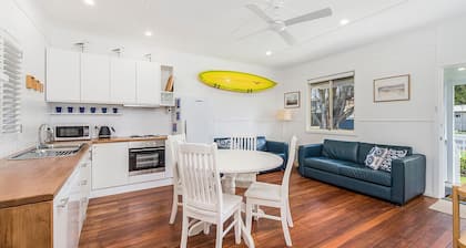 Ivy's Beach House - close to beach, wifi available