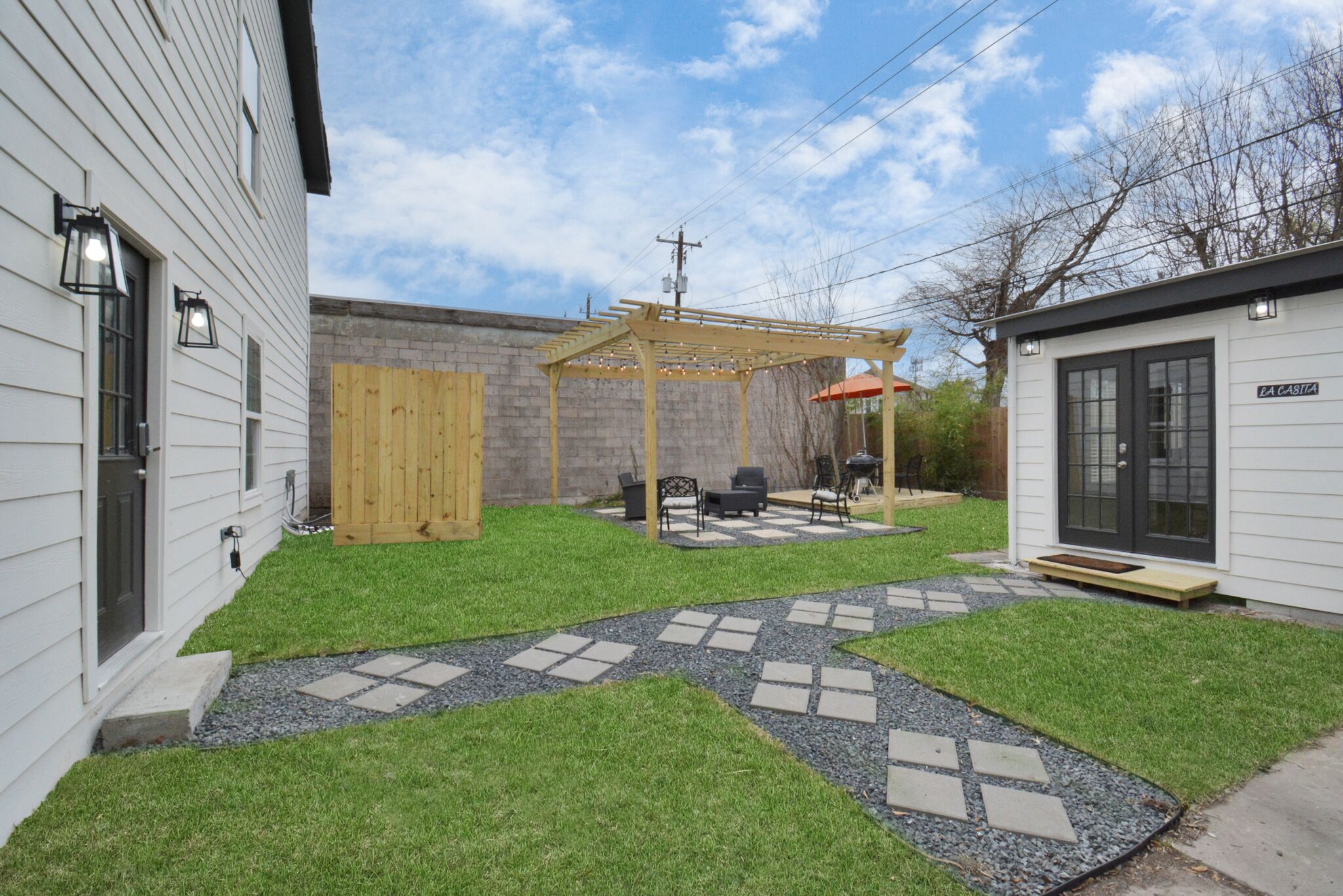 Sleeps 20 | 7BR/5BA | Bedroom TVs | Urban Resort