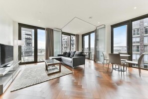 Apartment, 1 Queen Bed with Sofa bed | Living area