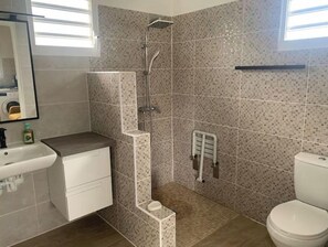 Shower - "Jacaranda - Gites Casuarina (3*) - brand new (Sainte-Rose)