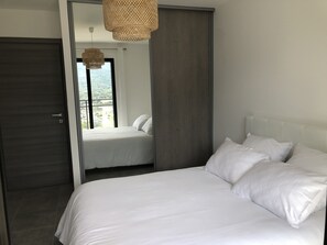 1 Schlafzimmer, Bügeleisen/Bügelbrett, Reisekinderbett, kostenloses WLAN