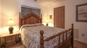 Condo, 3 Bedrooms | 3 bedrooms, iron/ironing board, cribs/infant beds, free WiFi - Seven Springs Stoneridge 3 Bedroom Pet Friendly Condo, Ski-In/Out by RedAwning (Champion)