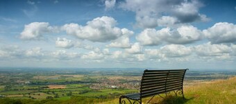 Charming 4-bed House in Cheltenham, Free Parking